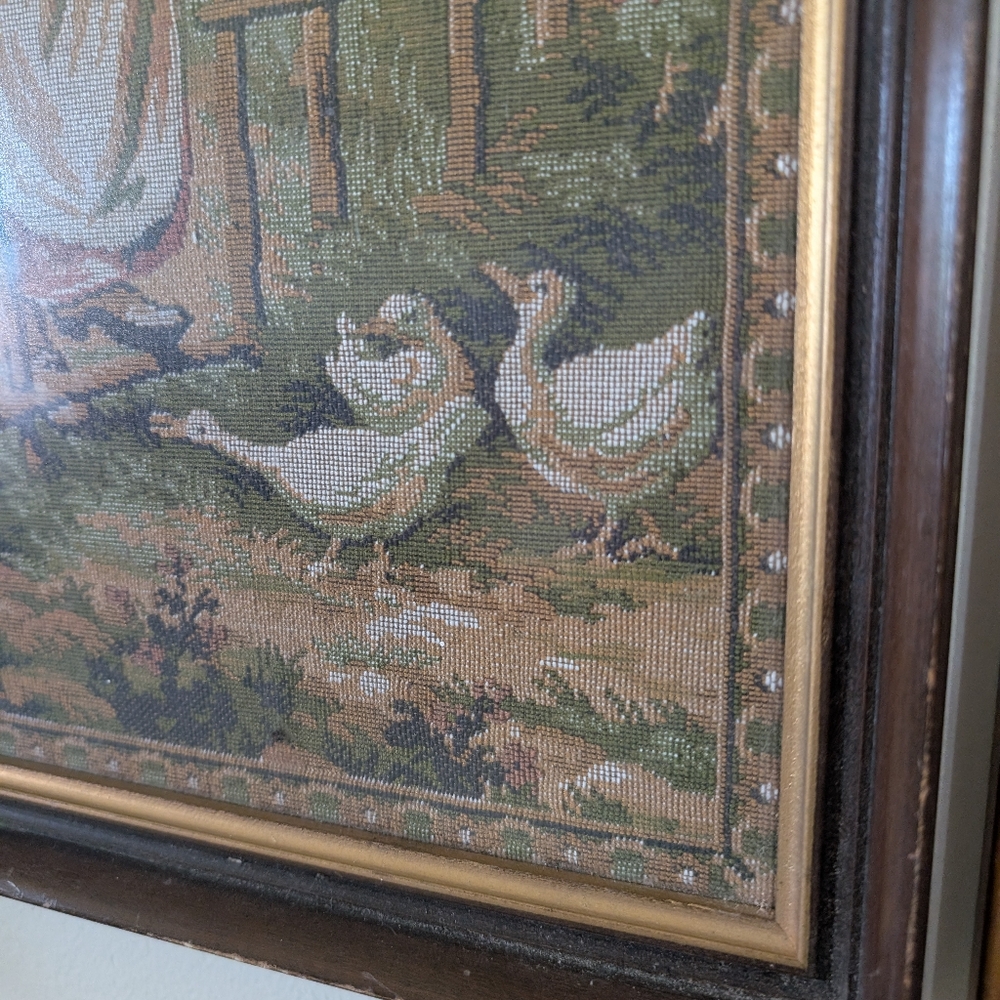 Beautifully Framed Tapestry French Or Victorian Style Antique Vintage Farmhouse - Picture 5 of 17